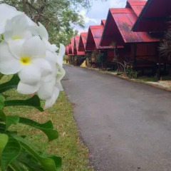 Отель Baan Mai Resort Таиланд, Краби - отзывы, цены и фото номеров - забронировать отель Baan Mai Resort онлайн парковка