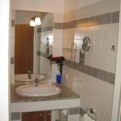 Отель Puzzlehotel Appartement Schonbrunn ванная фото 2