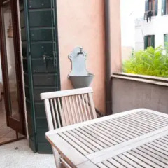Отель Venice Salute Appartamenti балкон