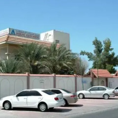 Отель Sharjah Hostel ОАЭ, Шарджа - отзывы, цены и фото номеров - забронировать отель Sharjah Hostel онлайн парковка
