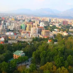 Отель Villa Park Hotel Албания, Тирана - отзывы, цены и фото номеров - забронировать отель Villa Park Hotel онлайн балкон