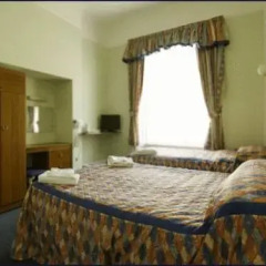 Отель Andorra Guest Accommodation комната для гостей