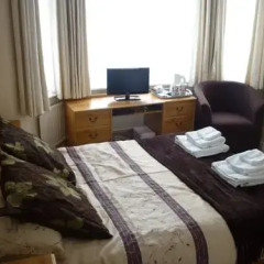 Отель Seabreeze Guest House удобства в номере