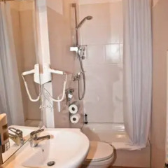 Отель Goethe Apartment Frankfurt Германия, Франкфурт-на-Майне - отзывы, цены и фото номеров - забронировать отель Goethe Apartment Frankfurt онлайн ванная