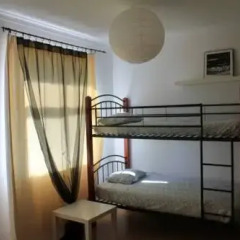 Отель Family & Fun !! Oporto Low Cost Rooms детские мероприятия