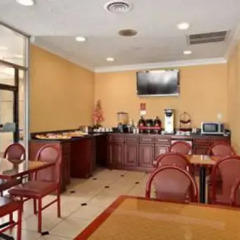 Отель Days Inn by Wyndham Washington DC/Gateway США, Вашингтон - отзывы, цены и фото номеров - забронировать отель Days Inn by Wyndham Washington DC/Gateway онлайн питание фото 3