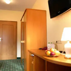 Отель Landhotel Dresden в номере фото 2