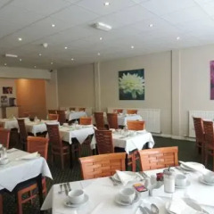 Queens Promenade Hotel питание