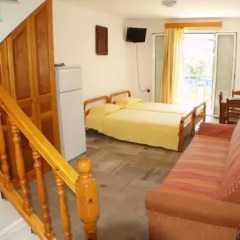 Отель Karterados Beach Apartments Греция, Остров Санторини - отзывы, цены и фото номеров - забронировать отель Karterados Beach Apartments онлайн комната для гостей фото 2