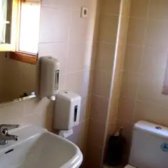 Отель Hostal Cervantes ванная фото 2