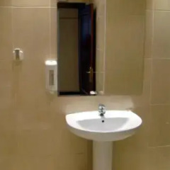 Отель Hostal Cervantes ванная