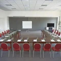 Отель Sport Hotel Poznan Польша, Познань - отзывы, цены и фото номеров - забронировать отель Sport Hotel Poznan онлайн помещение для мероприятий