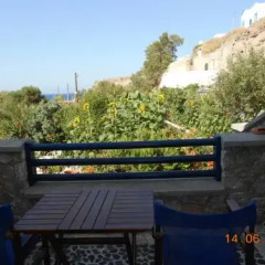 Апартаменты Karterados Beach Apartments балкон