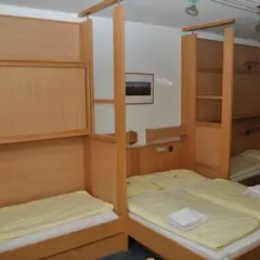 Отель Eduard-Heinrich-Haus - Hostel Австрия, Зальцбург - отзывы, цены и фото номеров - забронировать отель Eduard-Heinrich-Haus - Hostel онлайн удобства в номере