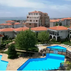 Апартаменты Apartment in Kambani 1 Apartcomplex бассейн фото 2
