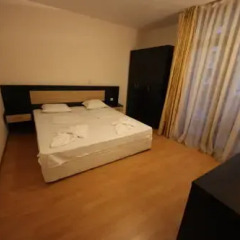 Апартаменты Menada Eden Apartments комната для гостей