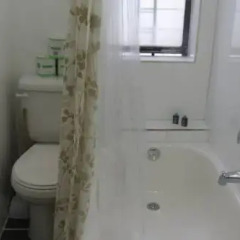 Отель NYC Deluxe A ванная
