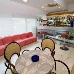 Hotel Roby гостиничный бар
