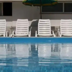 Отель Milanese Италия, Римини - 1 отзыв об отеле, цены и фото номеров - забронировать отель Milanese онлайн бассейн