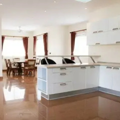 Отель Phoenix Lakeside Pool Villa в номере