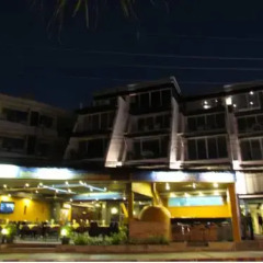 Апартаменты The Front Apartments вид на фасад фото 2