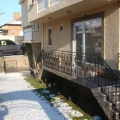 Отель Guest House Brestnik 1 Болгария, Брестник - отзывы, цены и фото номеров - забронировать отель Guest House Brestnik 1 онлайн парковка