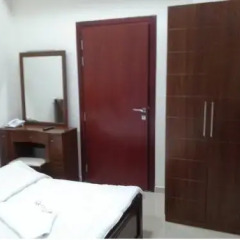 Al Hilli Hotel Apartments сейф в номере
