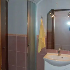 Отель Guest House Himalaya Wind Свети Влас ванная
