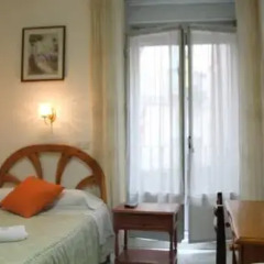 Отель Hostal Faustino комната для гостей фото 5