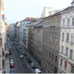 Отель Coza Rooms Vienna балкон
