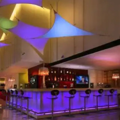 Отель ibis Singapore On Bencoolen бассейн