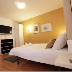 Апартаменты Slavija Square Apartments комната для гостей фото 3