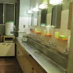 Hostel Komatsu Ueno Station Токио в номере фото 2