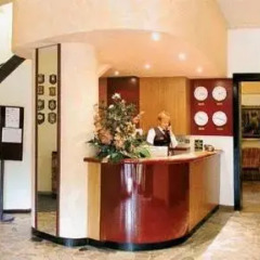 Hotel all'Orso Ронкаде интерьер отеля