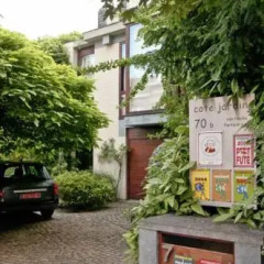 Отель B&B Côté Jardin парковка