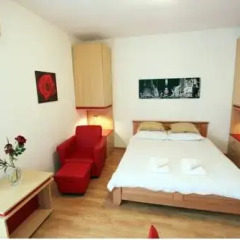 Апартаменты Slavija Square Apartments детские мероприятия