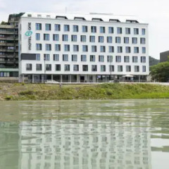 Отель Motel One Salzburg-Mirabell Зальцбург пляж