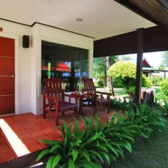 Отель Golden Bay Cottage Ланта фото 17