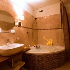 Wellness & Spa Hotel Ambiente ванная фото 2