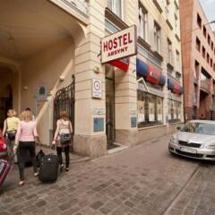 Отель Absynt Hostel Польша, Вроцлав - отзывы, цены и фото номеров - забронировать отель Absynt Hostel онлайн парковка