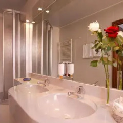 Central Hotel Ringhotel Rüdesheim ванная фото 2
