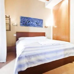 Апартаменты Nou Rambla Apartments Барселона комната для гостей фото 2