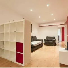 Отель Rent A Flat In Barcelona Poble Sec комната для гостей фото 4