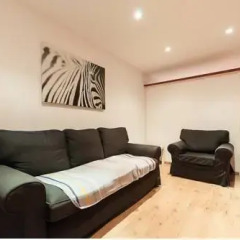 Отель Rent A Flat In Barcelona Poble Sec комната для гостей фото 5