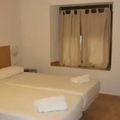 Апартаменты Km1 Atocha Apartments комната для гостей фото 4