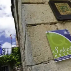 Отель Posada Real La Montañesa спортивное сооружение