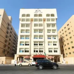 Отель Jormand Hotel Apartments ОАЭ, Дубай - отзывы, цены и фото номеров - забронировать отель Jormand Hotel Apartments онлайн парковка