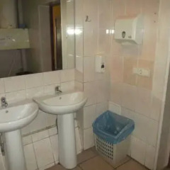 Гостиница Hostel Millenium na Bagnyuka в Омске 10 отзывов об отеле, цены и фото номеров - забронировать гостиницу Hostel Millenium na Bagnyuka онлайн Омск ванная фото 2