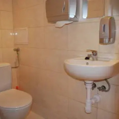 Отель Aston Hostel Польша, Краков - отзывы, цены и фото номеров - забронировать отель Aston Hostel онлайн ванная фото 2