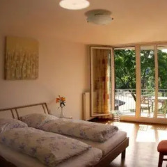 Апартаменты Berlin Holiday Apartments Near Central Station Берлин комната для гостей фото 3